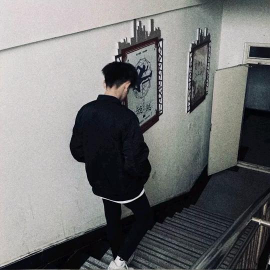 小張
