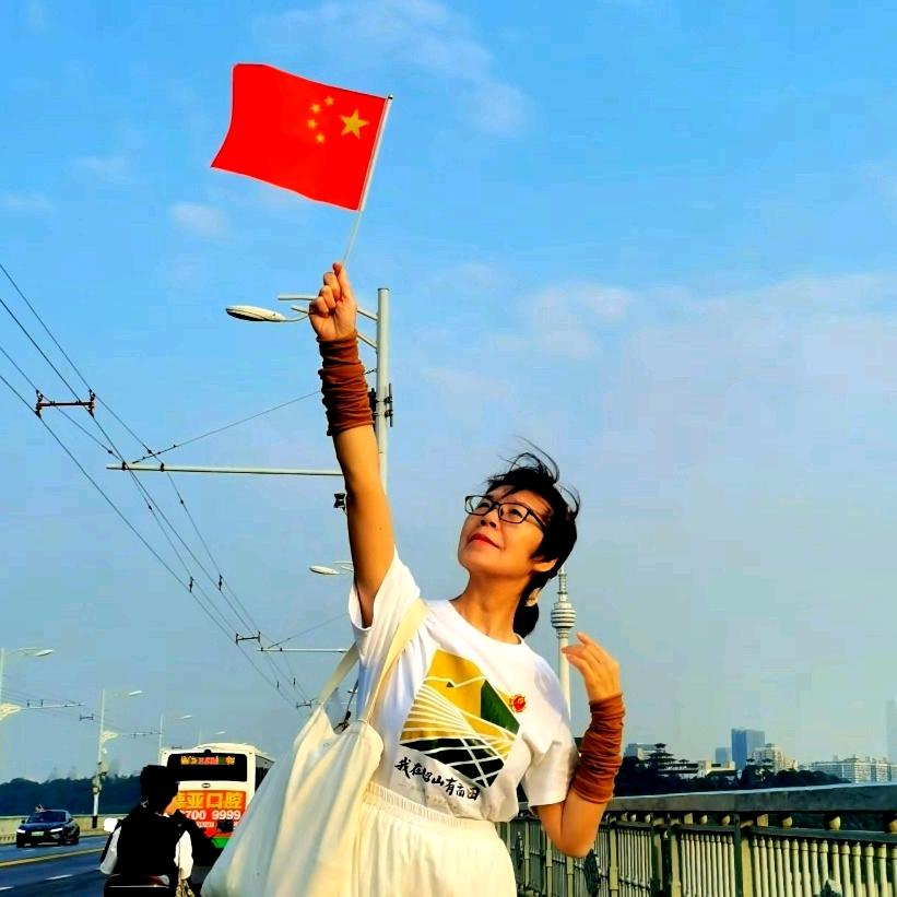 楚楚…