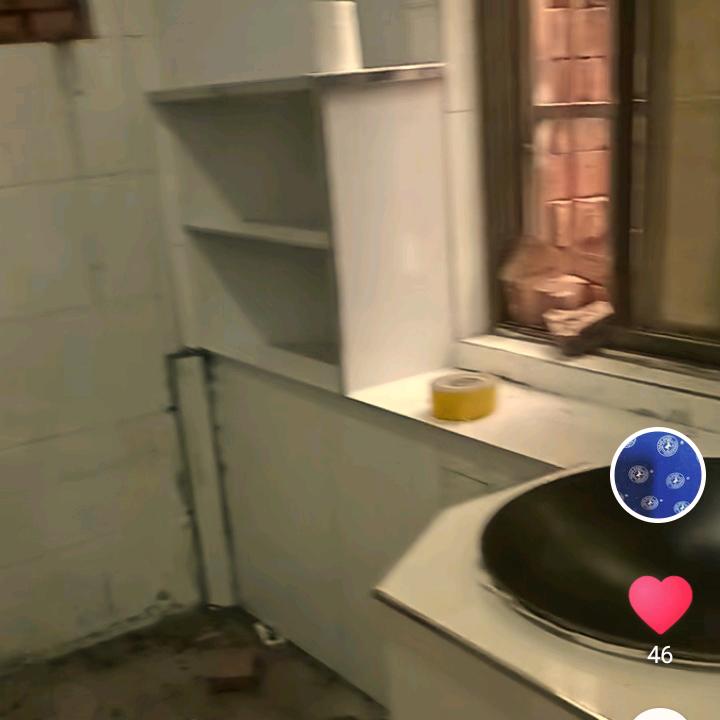 倪师傅专业铺贴瓷砖，美缝，支锅。。