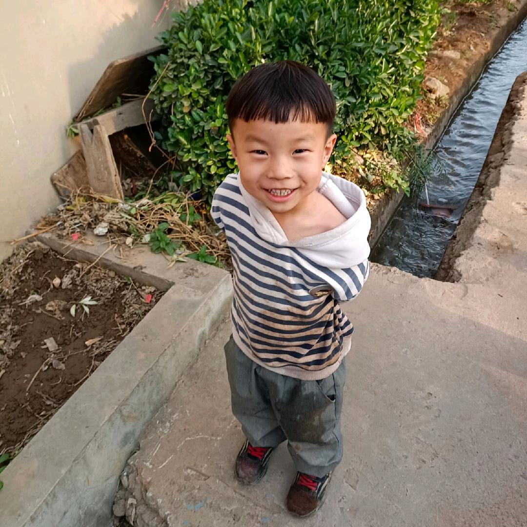 兴鸿泰商贸有限公司