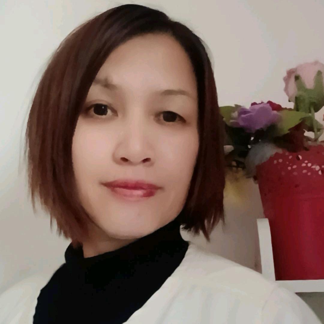 容姐唱歌
