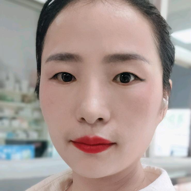 💓不会飞的💝小燕子💋