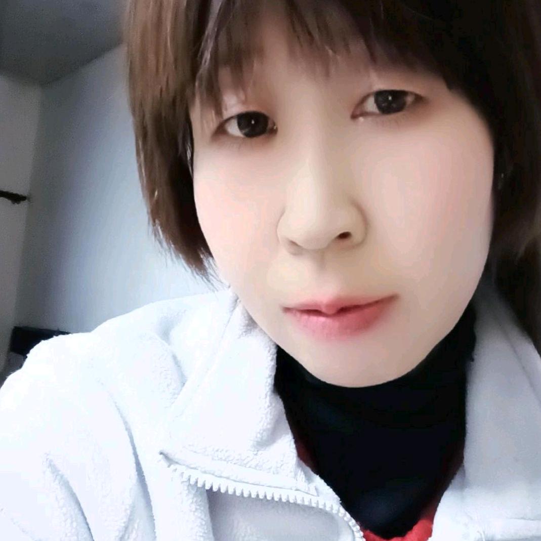 @小红🦋
