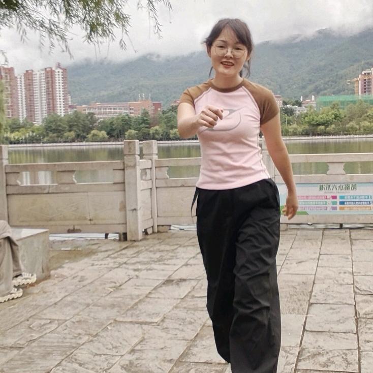 @啊丽