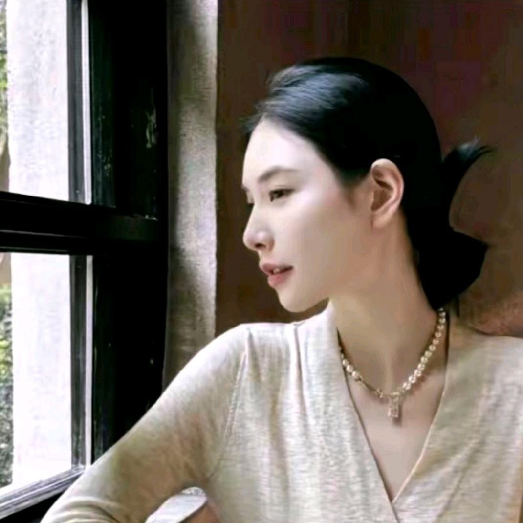 李星儿精致穿搭