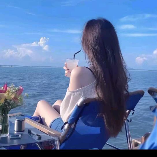 时尚穿搭｛潮流女装｝
