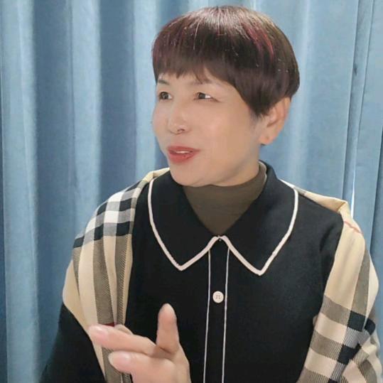 嘟嘟奶奶 🎙️  首播20：10