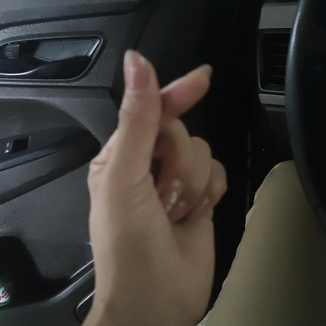 啊莹
