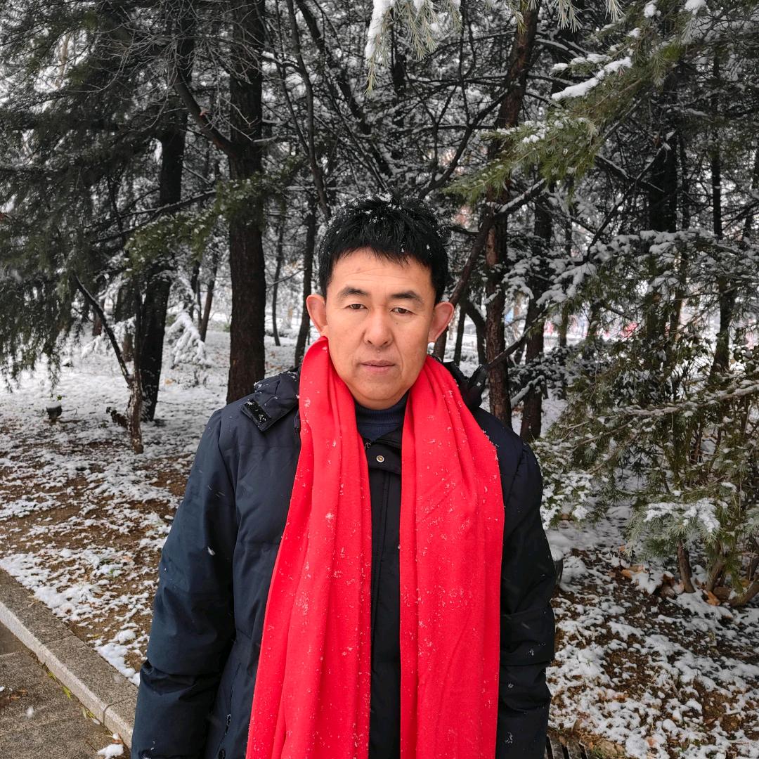 萌萌🎤(19：16)养号中