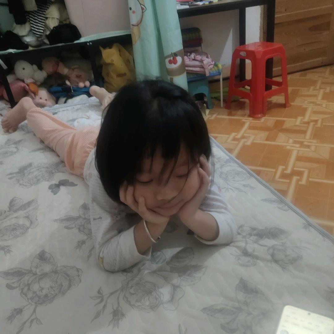 沐沐爱吃芒果