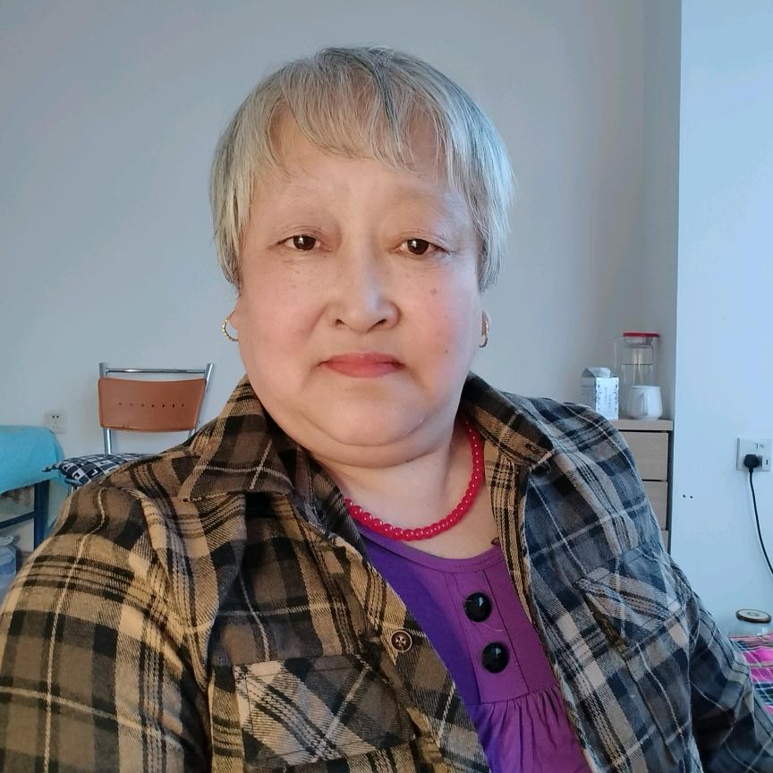 展翅飞翔