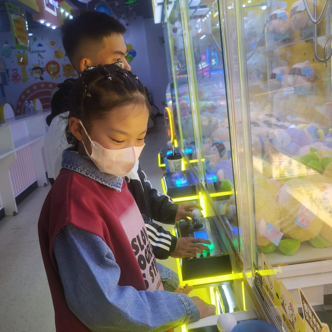 爱编织的山南乃东姑娘