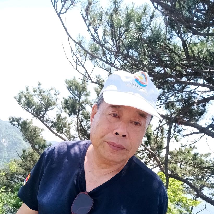 用户1023706057582向望