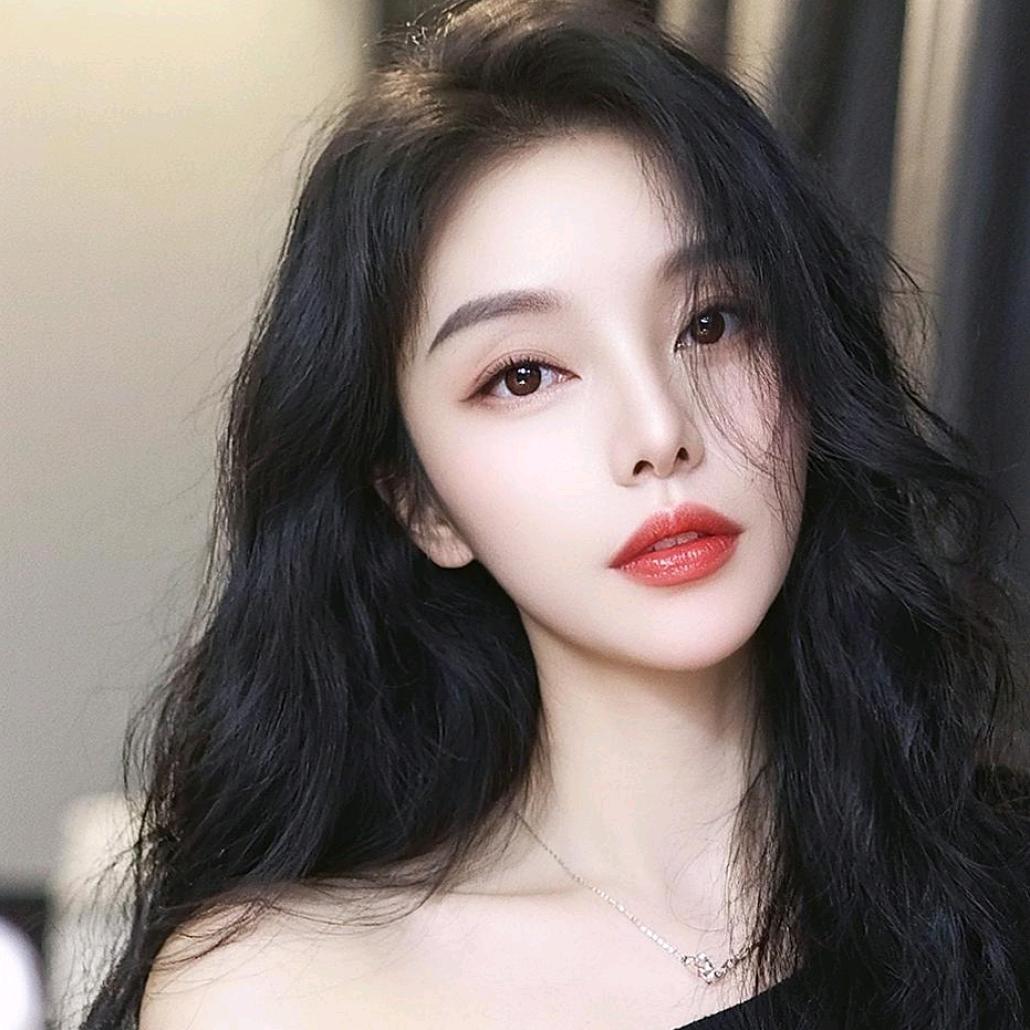 贵州化妆师，艳子