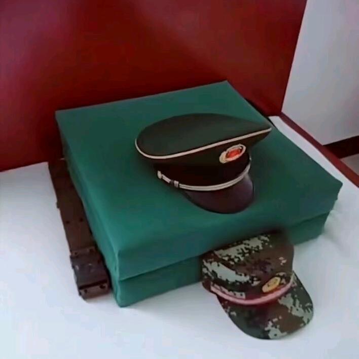 双重身份
