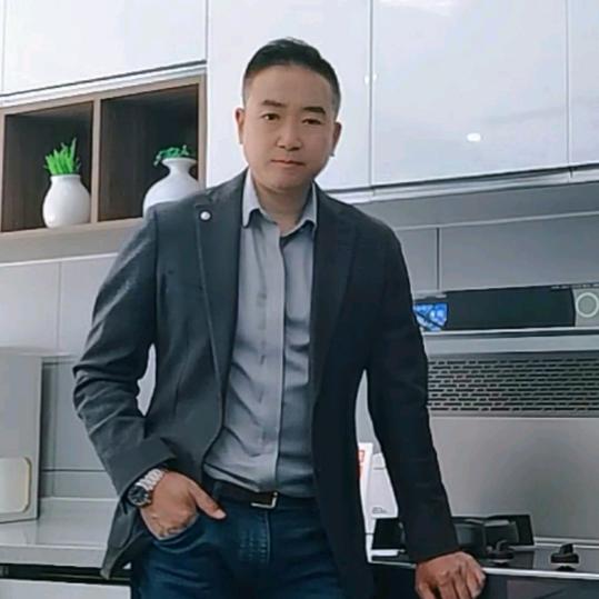 李鹏展火星人集成灶