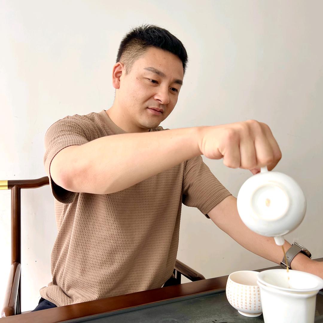 磊哥商贸服饰