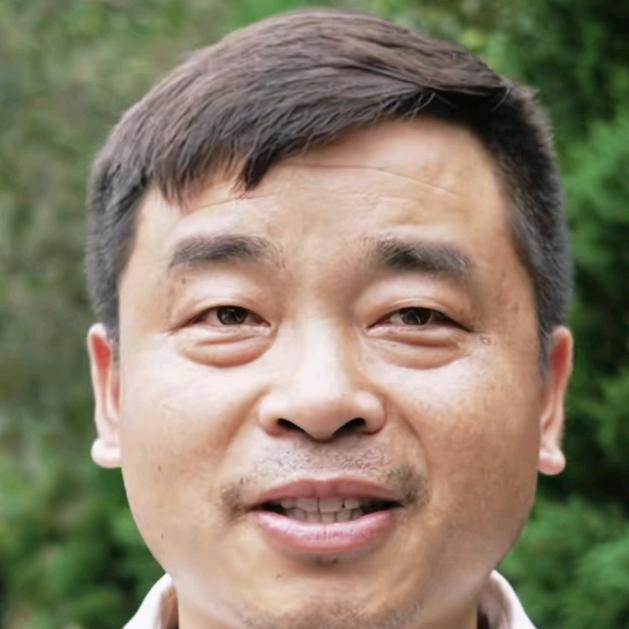 幸运卡车司机春哥