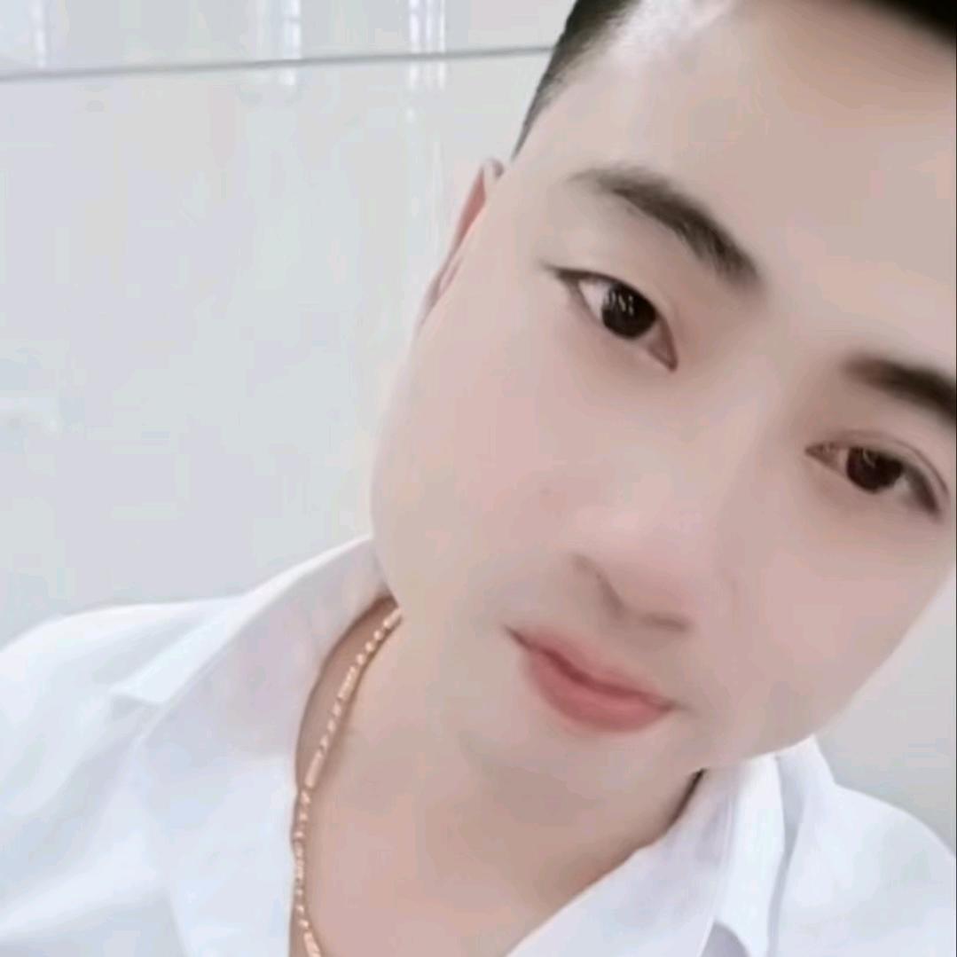 阿成思予