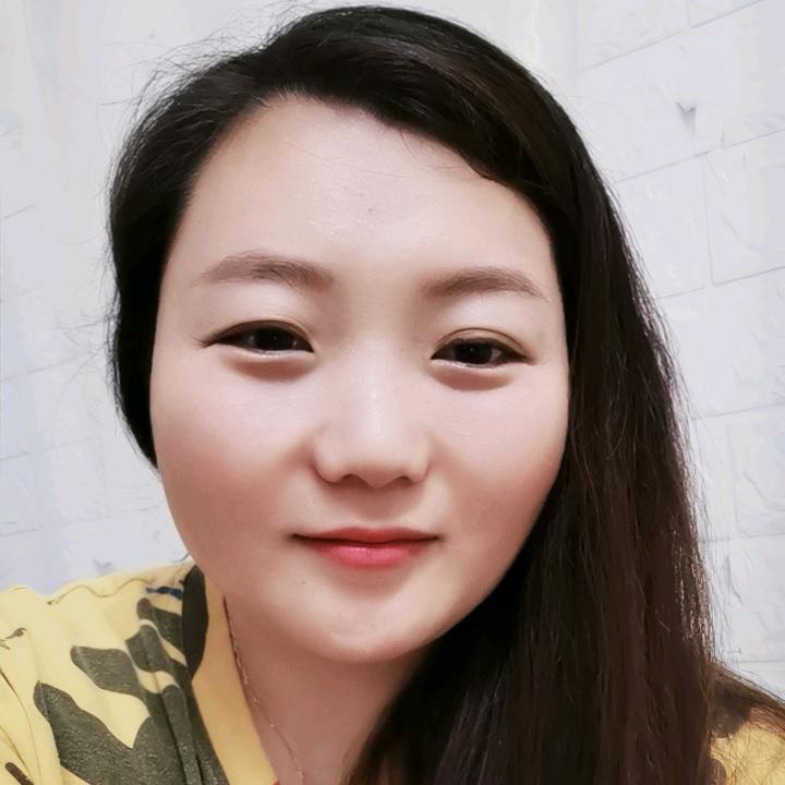 三妞🍎