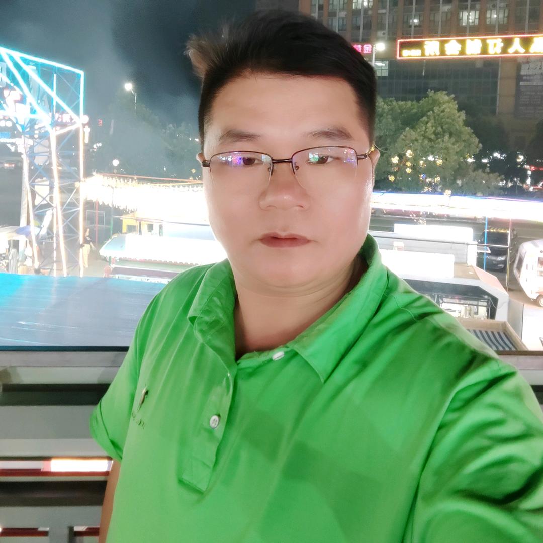 忍一时风平浪静，让一步海阔天空。傅