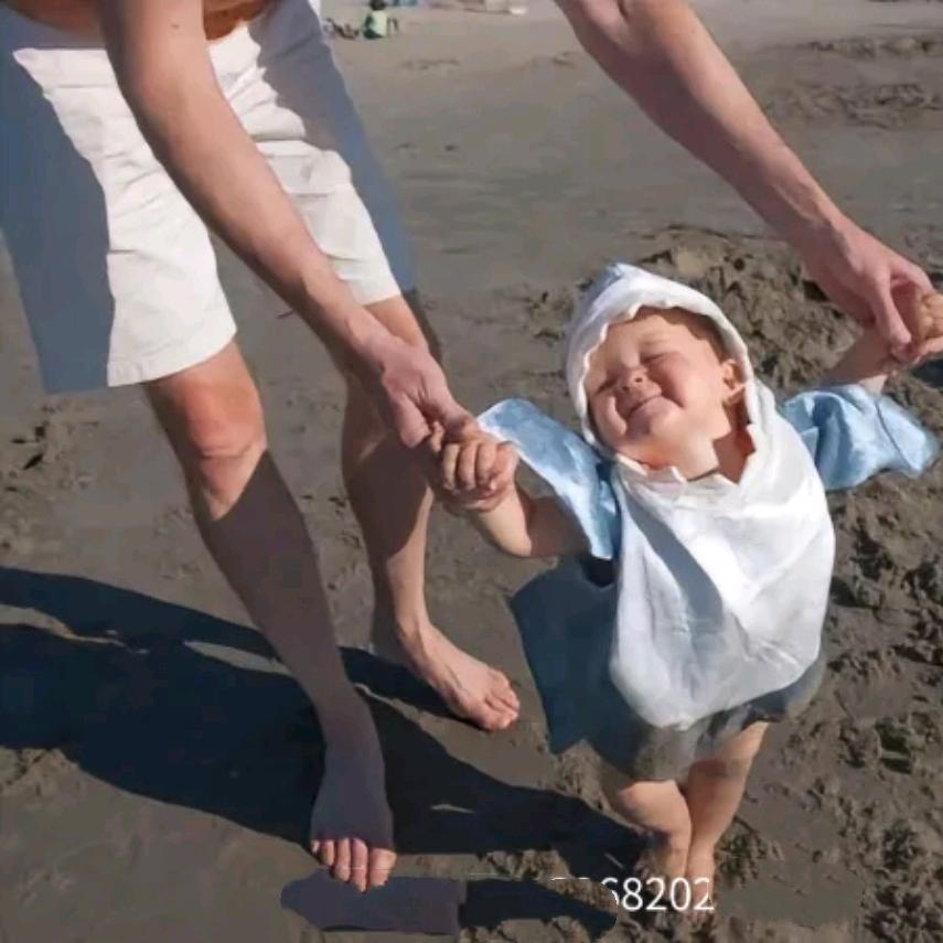 尤尤