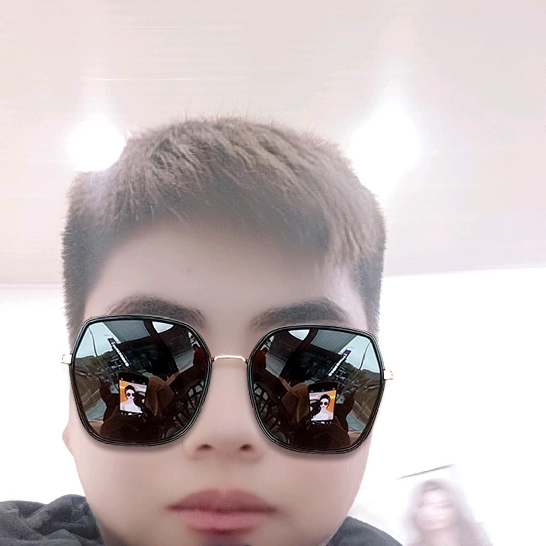 谢小帅啊明梳剪城