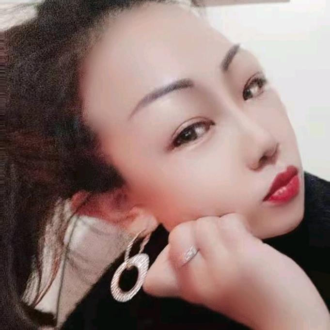 黑玫瑰 🌹🌹