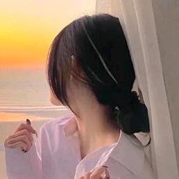 依依