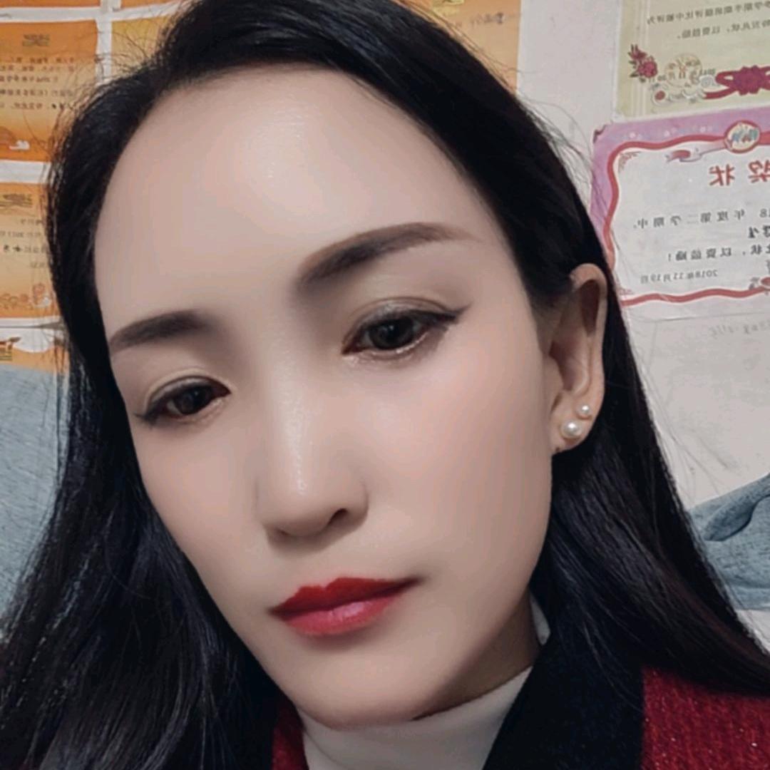 朱运亨通，虎气冲天