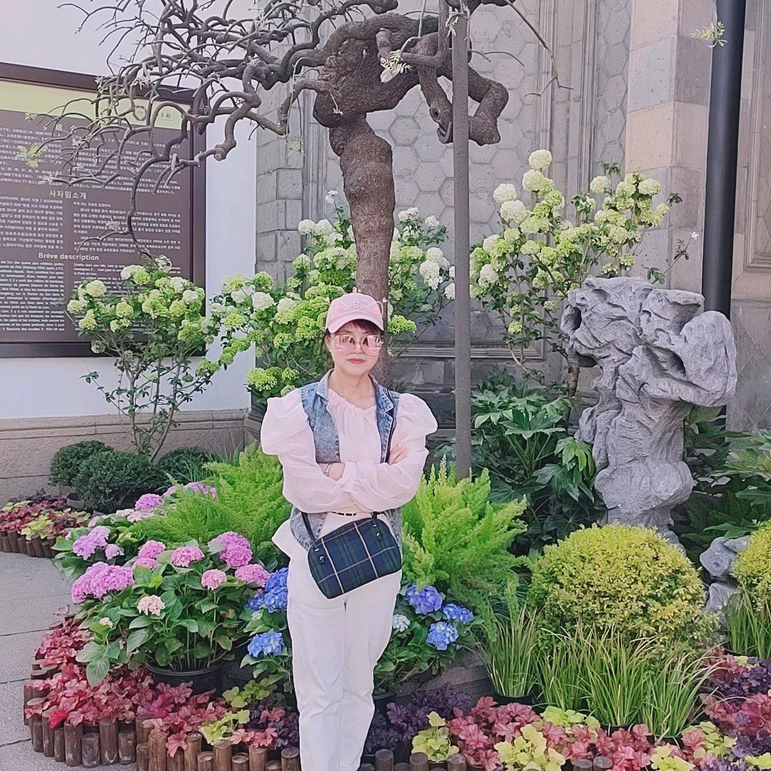 一元小油饼服务员丁小兰