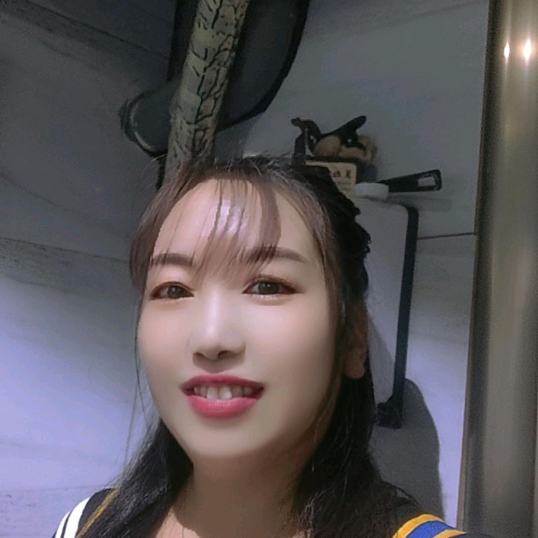 白雪。喜欢聊天的小主播