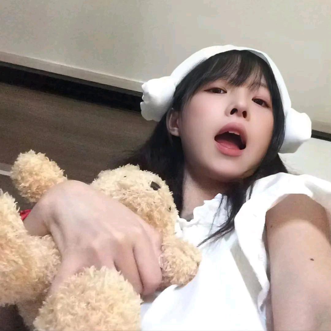 妮芝盗.