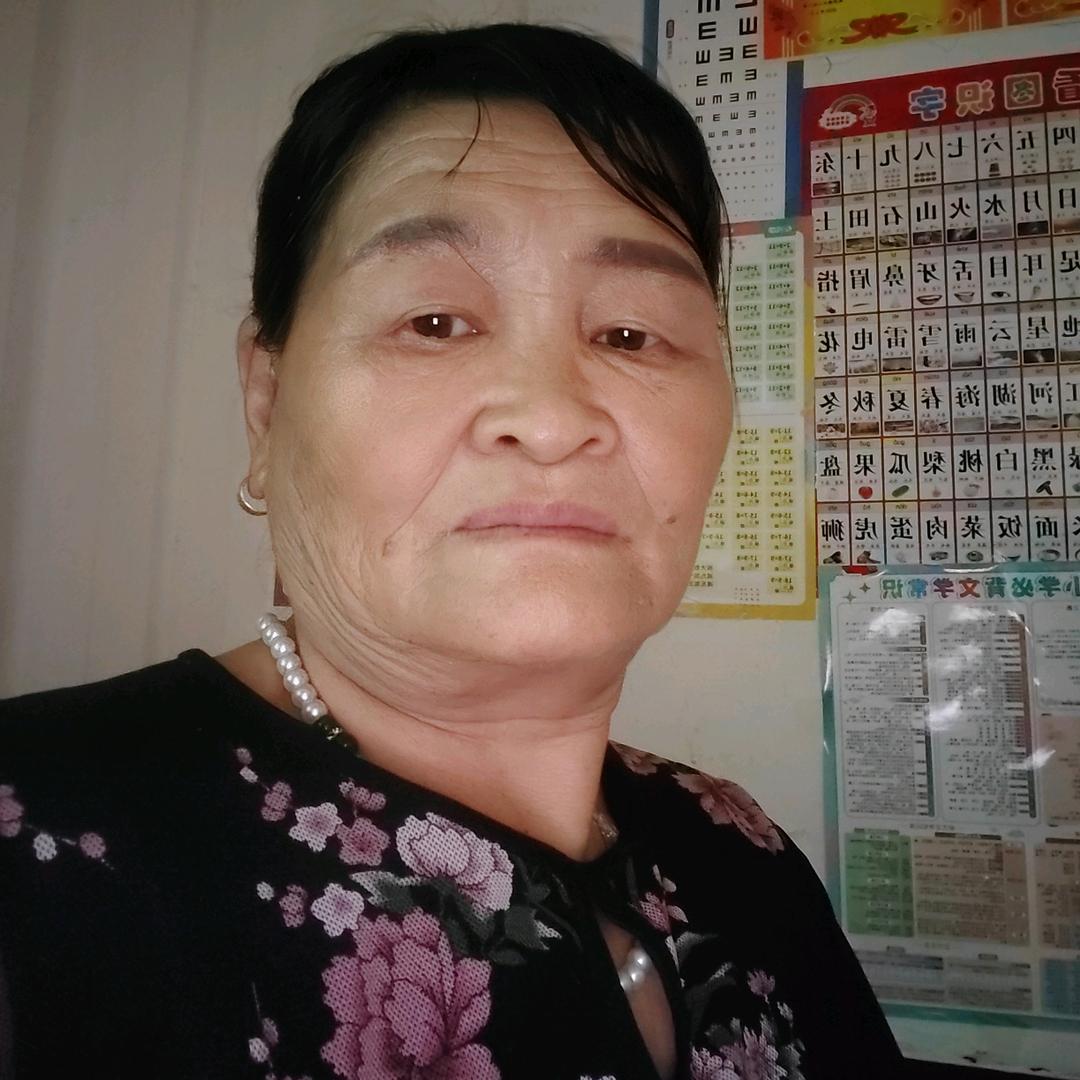 仝姐晚8点10分开播