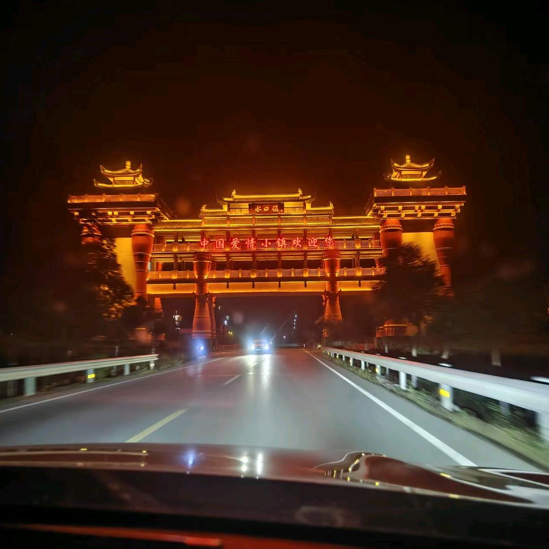 回头看，身后空无一人