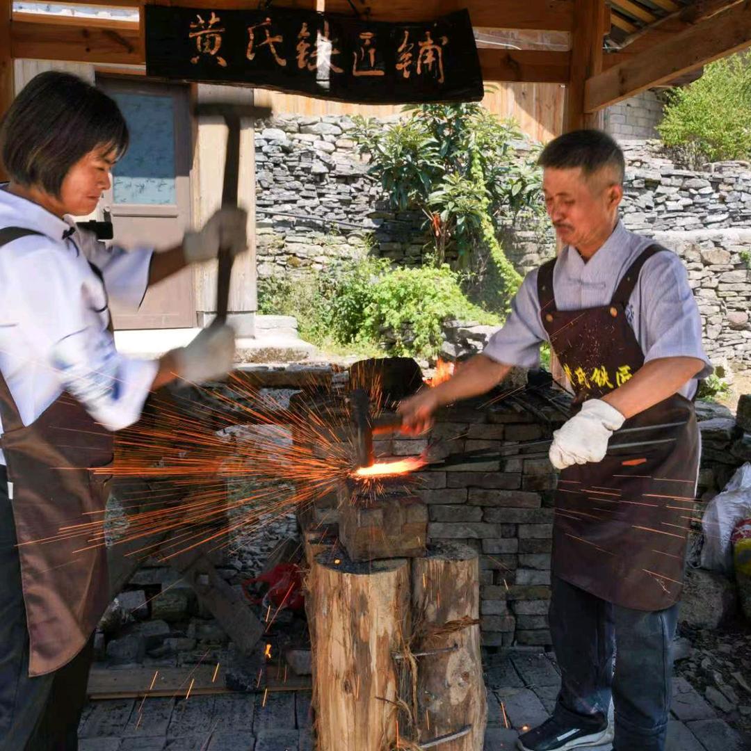 黄铁匠净哥