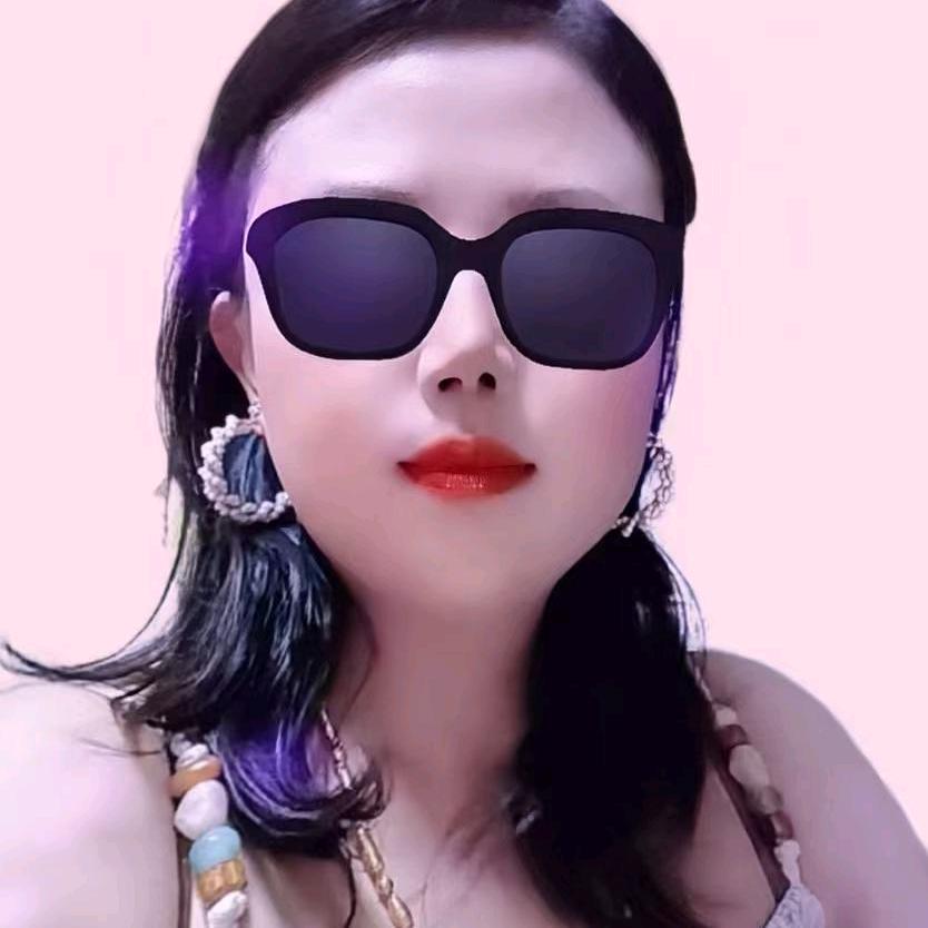 霸    姐