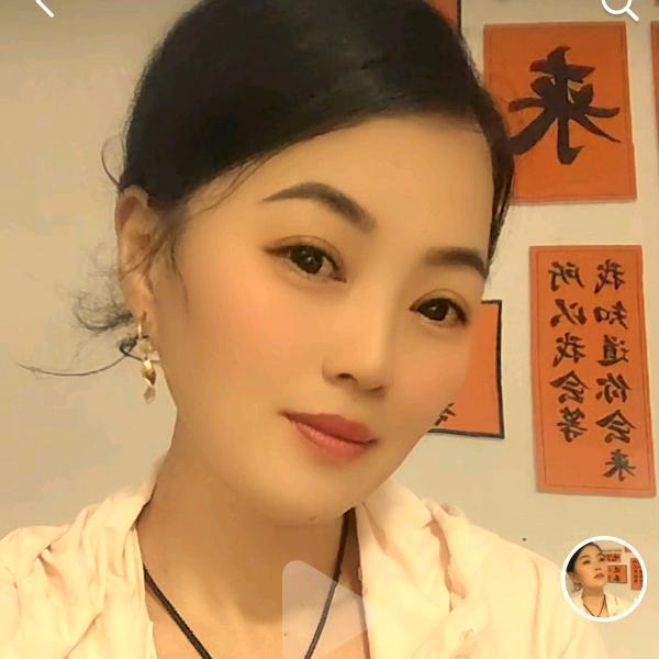 金金（70.80交友聊天娱乐）