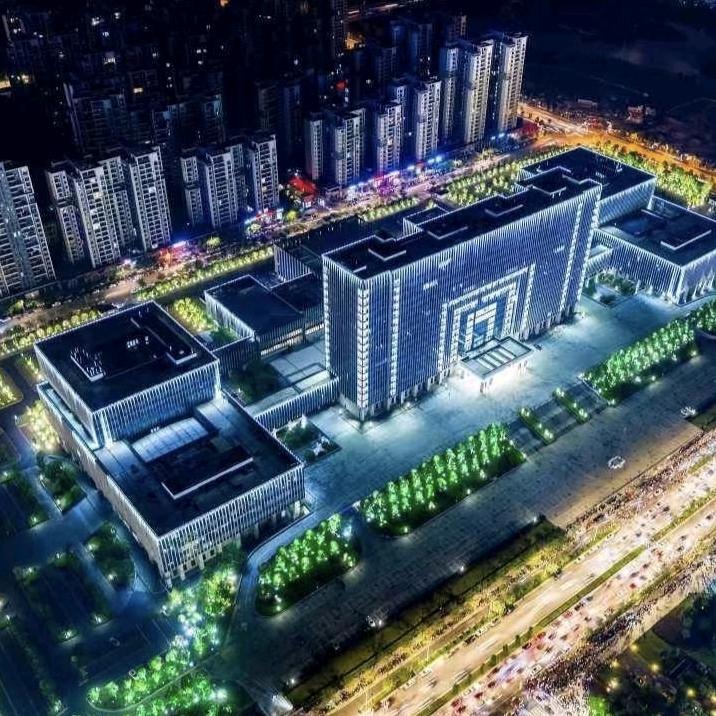 咏哥地产小晴老师