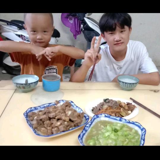 。。。聪明宝贝胡英涛乛