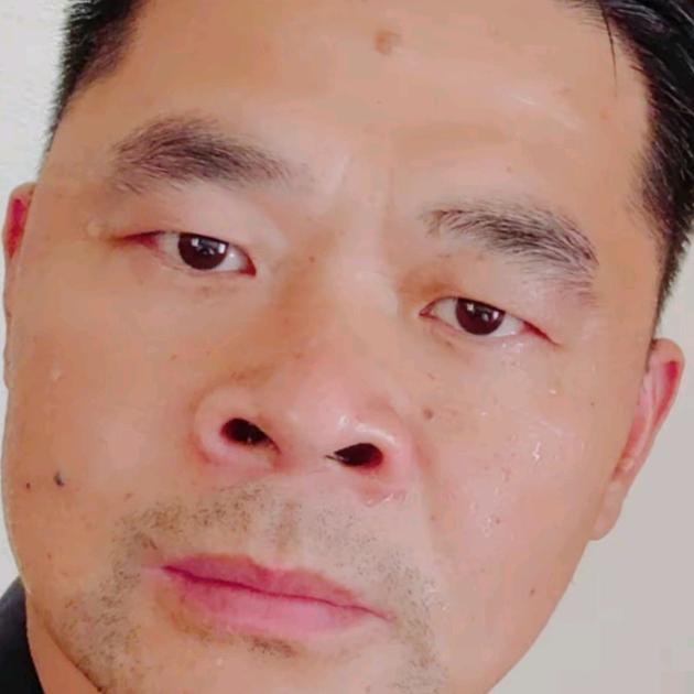 黄荣青，重庆冠品炒货（恒益兆）