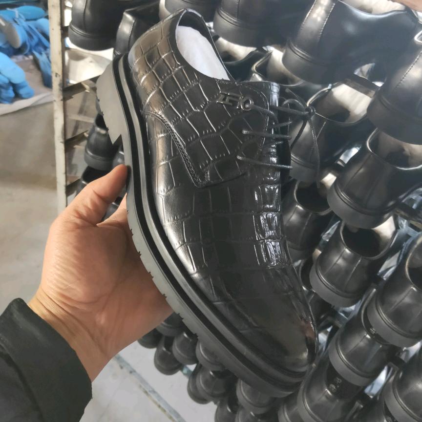 范哥鞋厂手工牛皮鞋