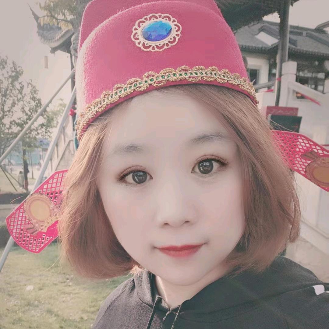 彩彩