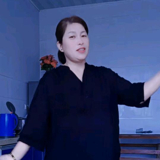 只愿余生笑，不为往事忧