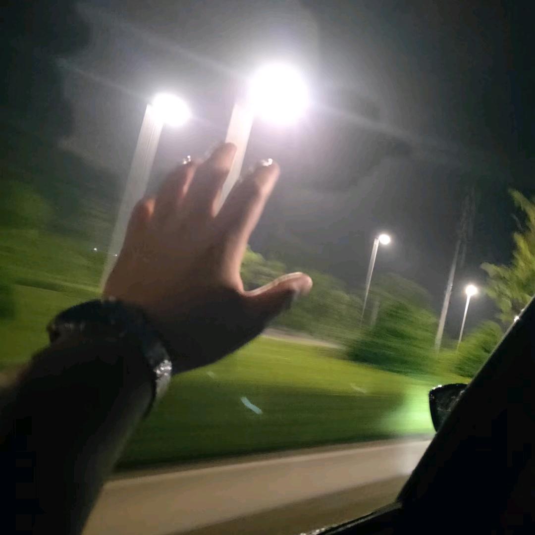 做个快乐的小～孩