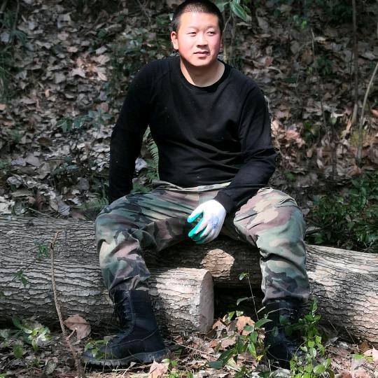 邓小莽