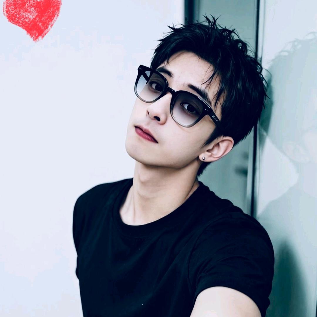 ヾꦿ໊絔千萬·財