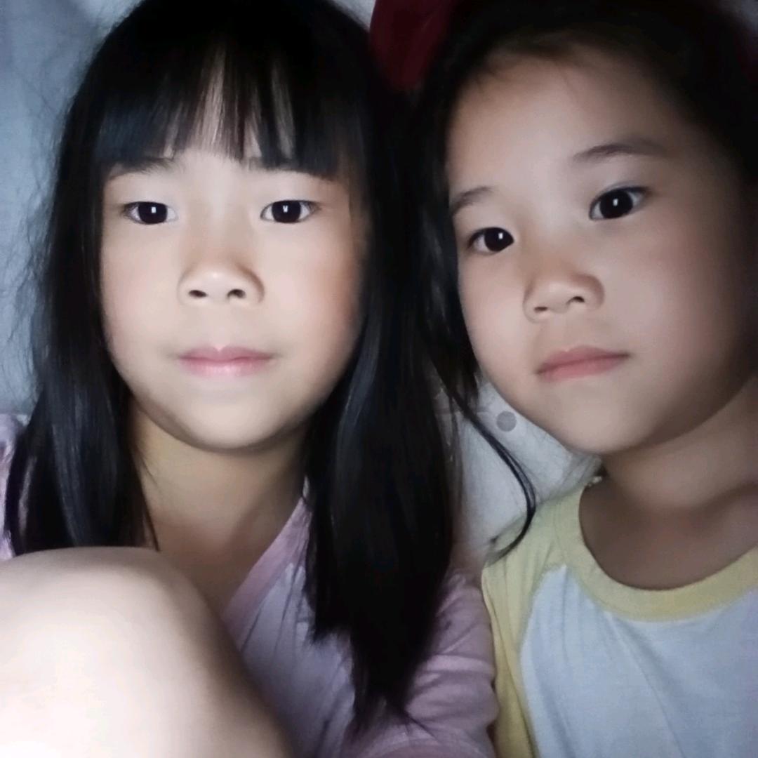 梓萱，梓瑜