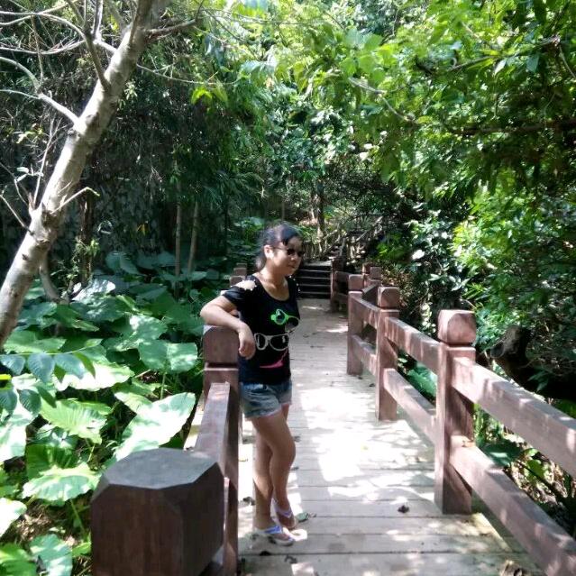 强颜欢笑