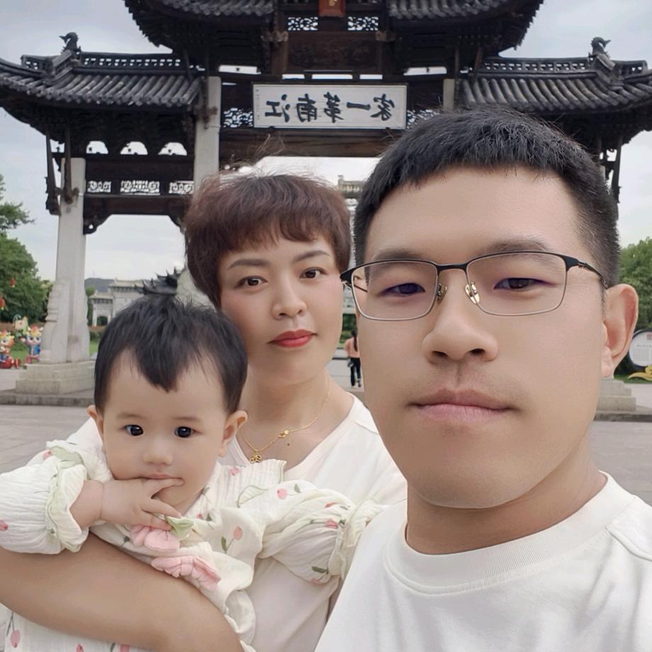 90后小哥（可可爸）